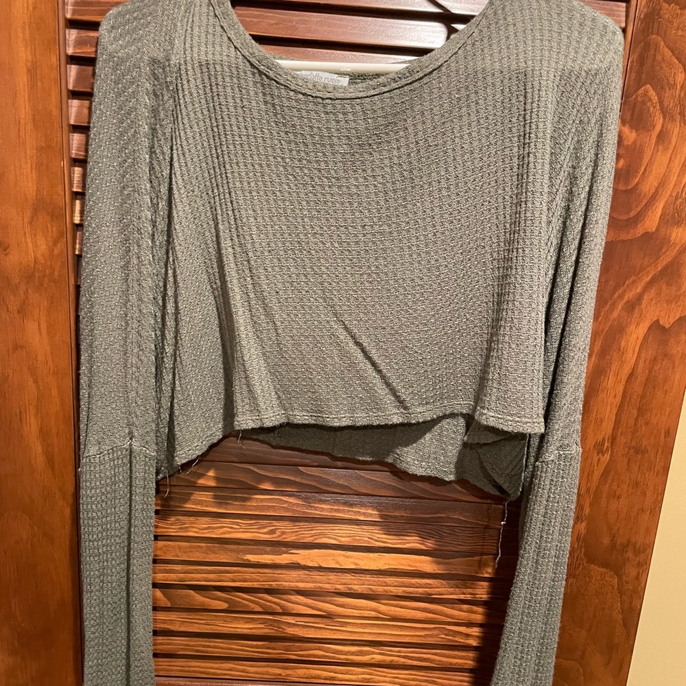 Cropped olive green long sleeve worn once